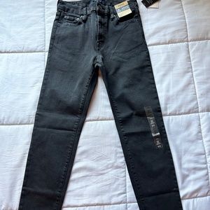 Girls, AéRopostale jeans never worn